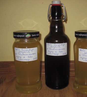 SYROP Z BZU CZARNEGO SYROP Z BZU CZARNEGO
